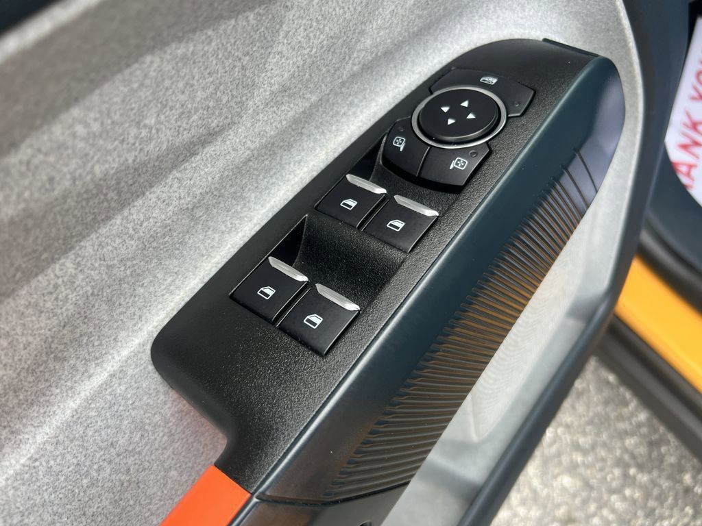 2023 Ford Maverick XLT photo 10