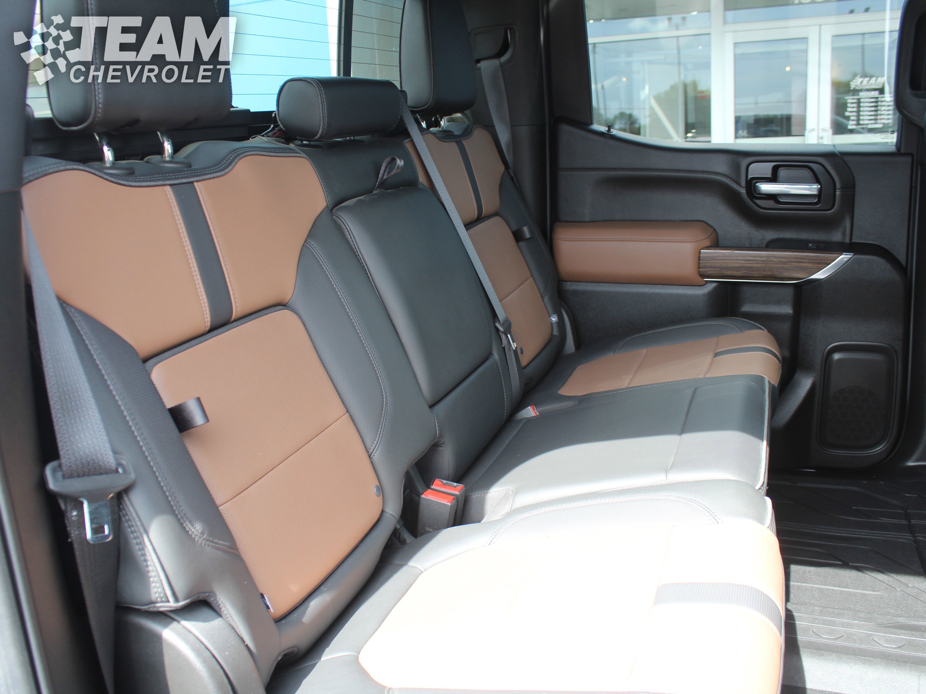 2022 Chevrolet Silverado 1500 High Country photo 27