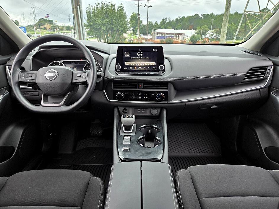 2025 Nissan Rogue S photo 9