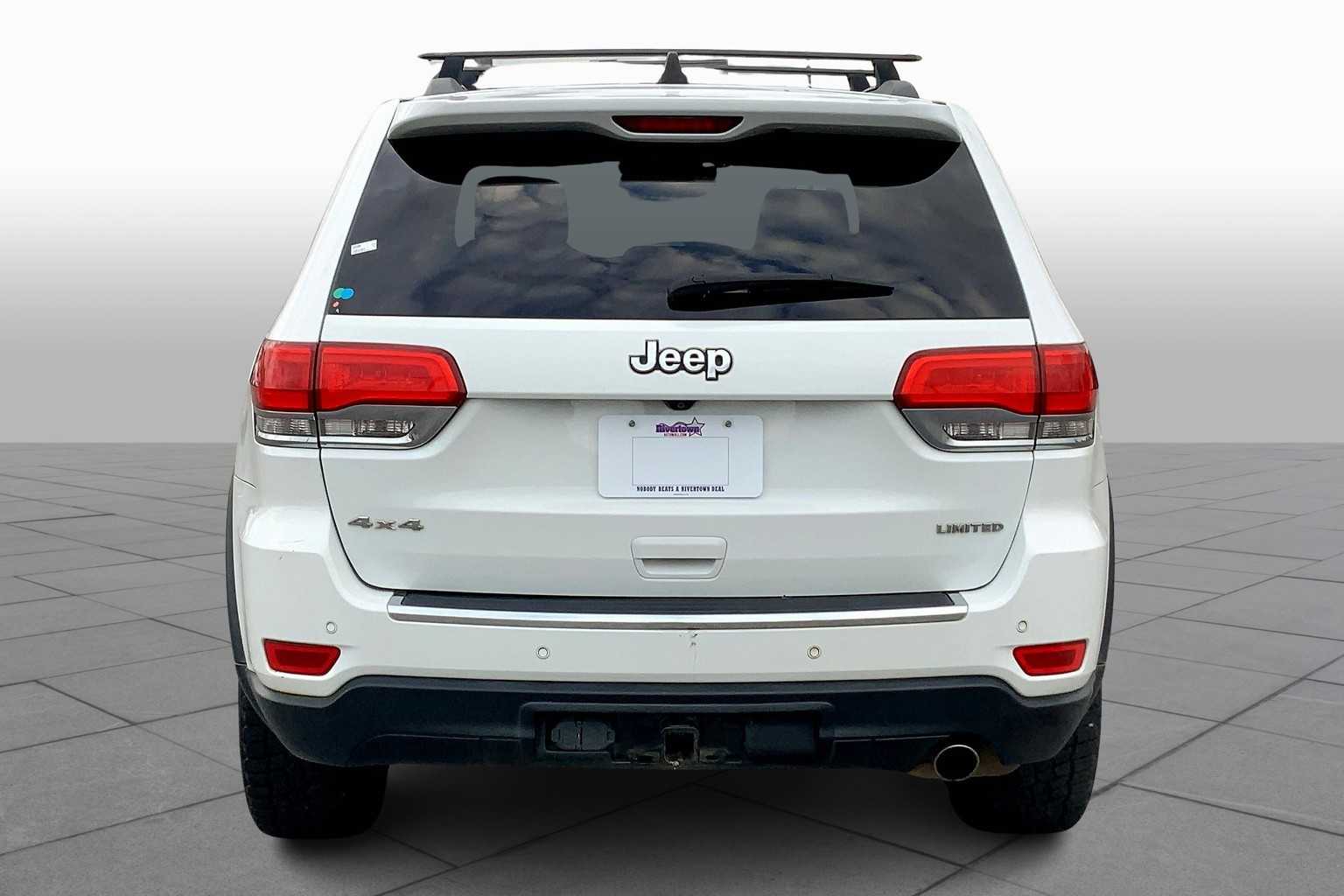 2016 Jeep Grand Cherokee Limited photo 4