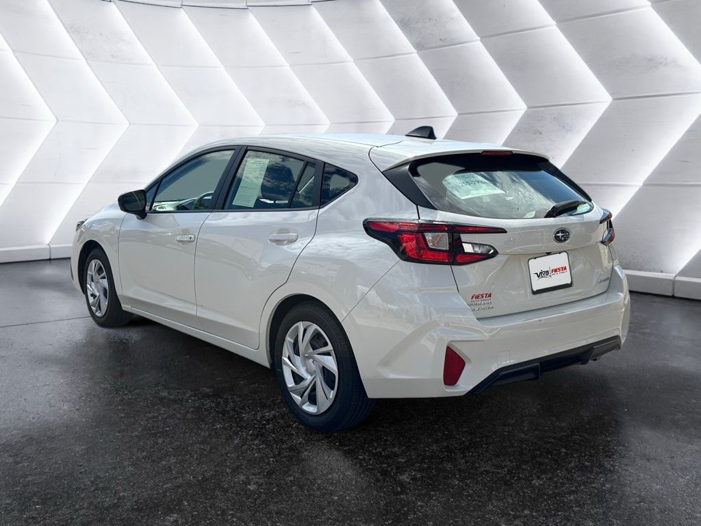 2025 Subaru Impreza Base photo 8