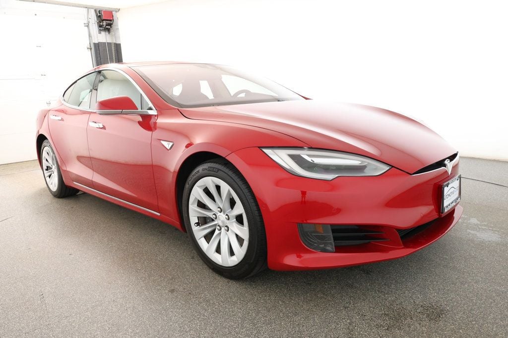 2016 Tesla Model S 75 photo 3