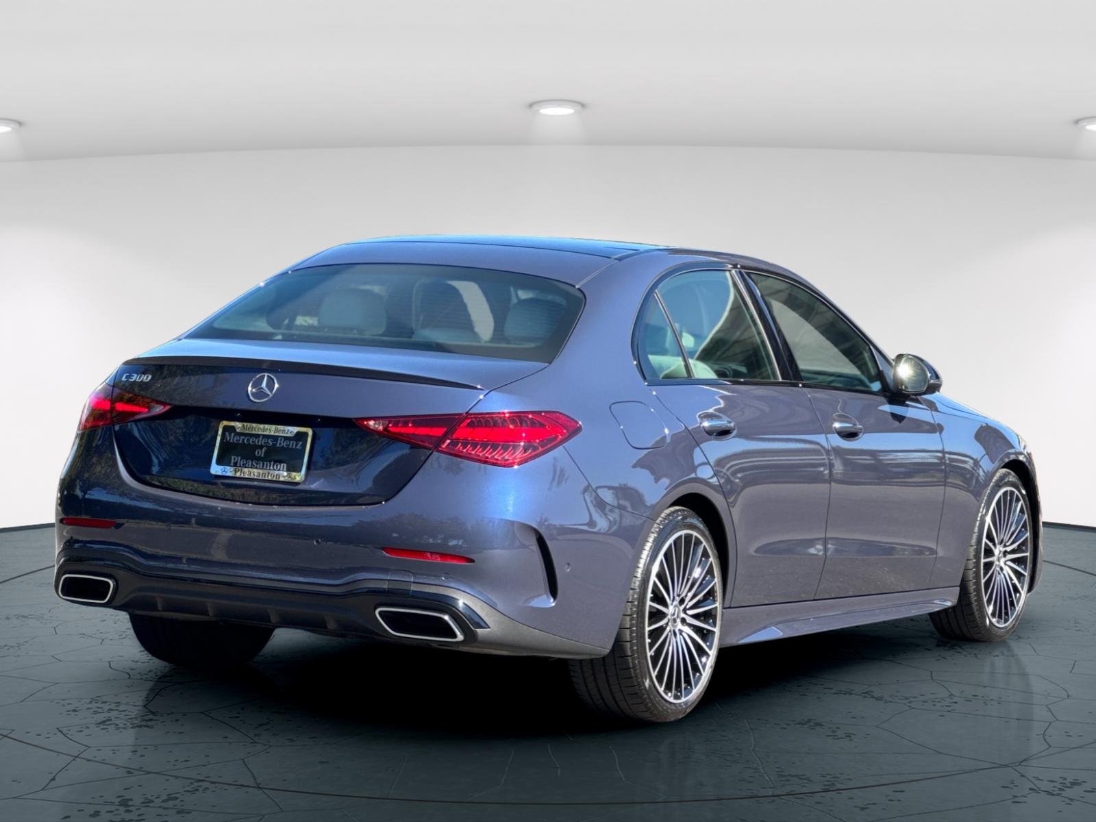 2025 Mercedes Benz C 300 photo 7