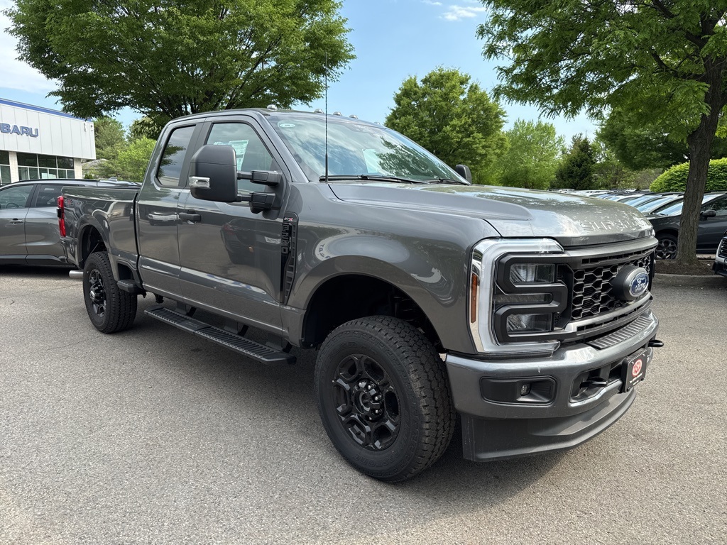 2024 Ford F-250 XL photo 4