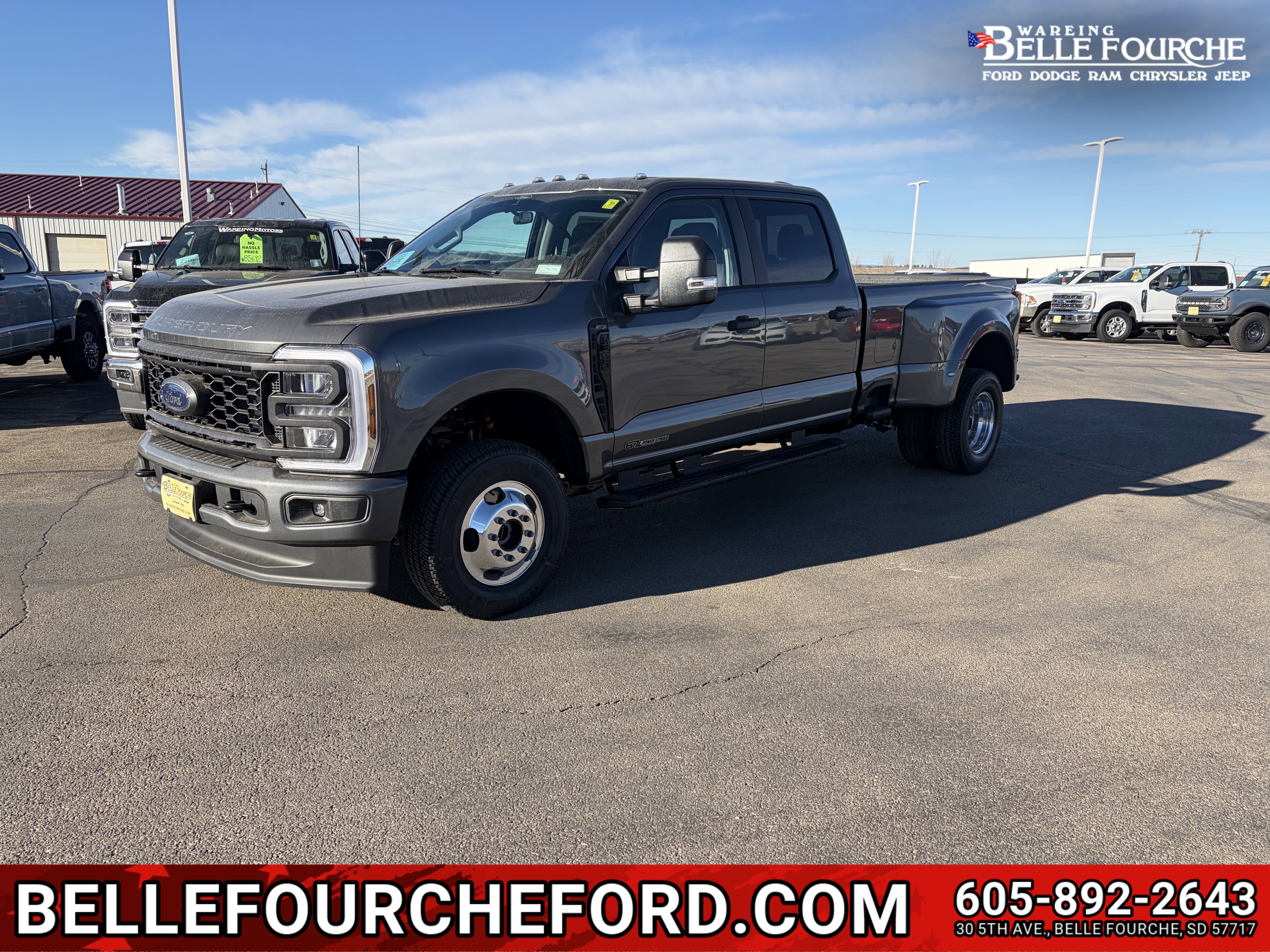 2026 Ford F-350 Super Duty XL's photo