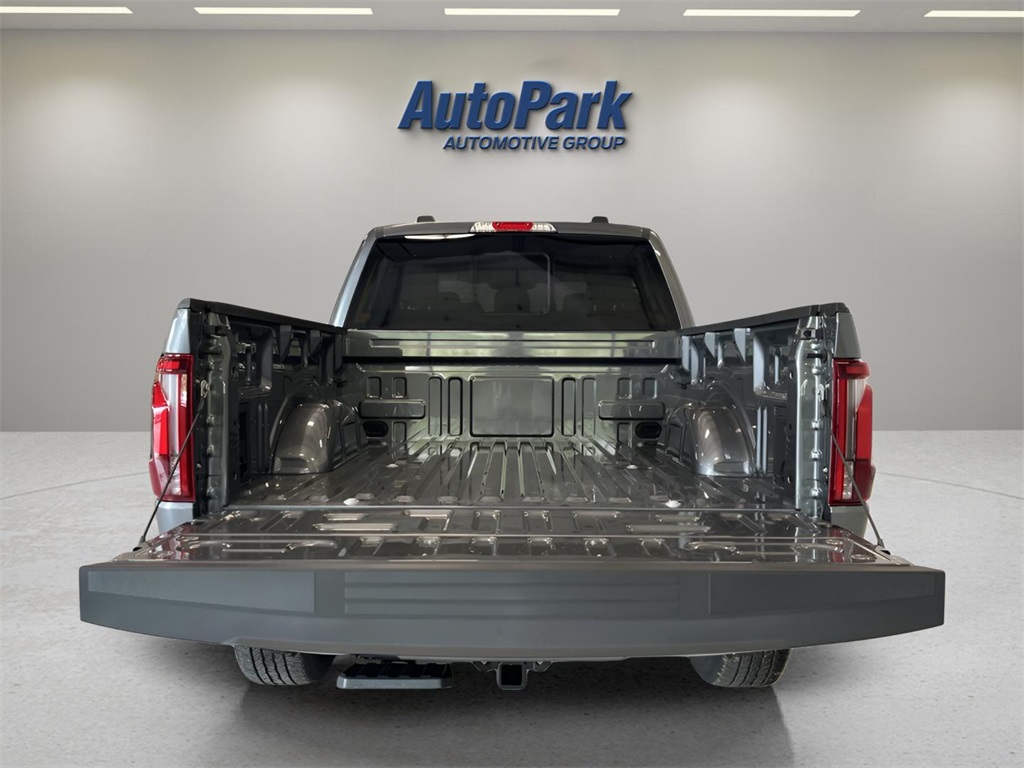 2025 Ford F-150 Lariat photo 7