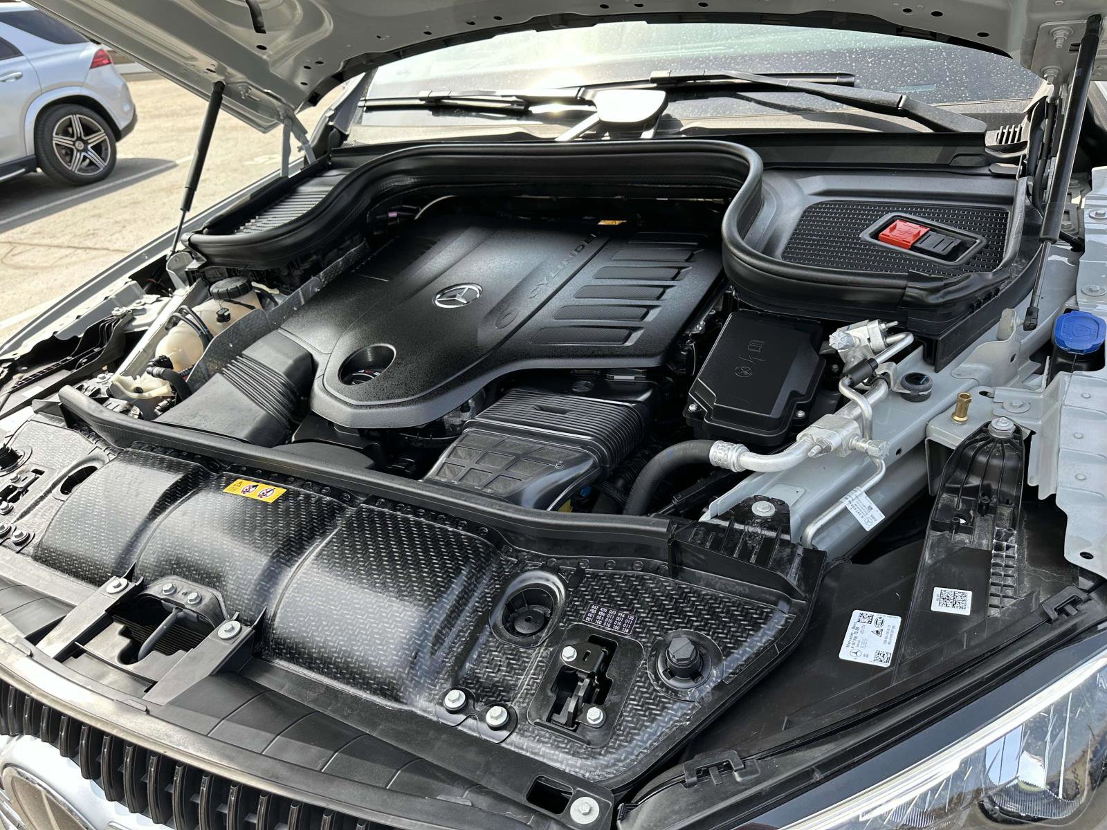 2024 Mercedes Benz GLE 450 4MATIC photo 9