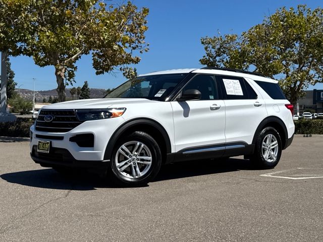 2022 Ford Explorer XLT photo 2