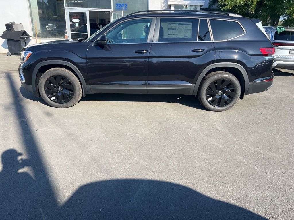 2026 Volkswagen Atlas SE Technology photo 14