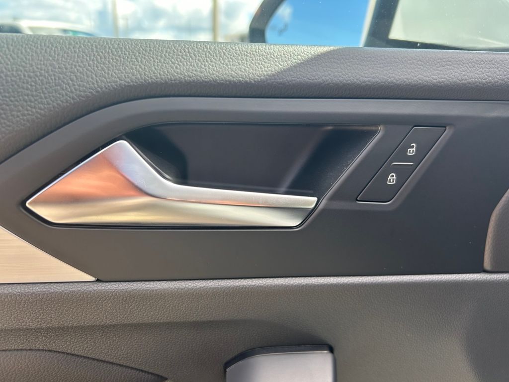 2026 Volkswagen Jetta 1.5T S photo 11