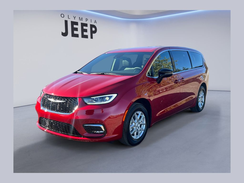 2026 Chrysler Pacifica Select's photo
