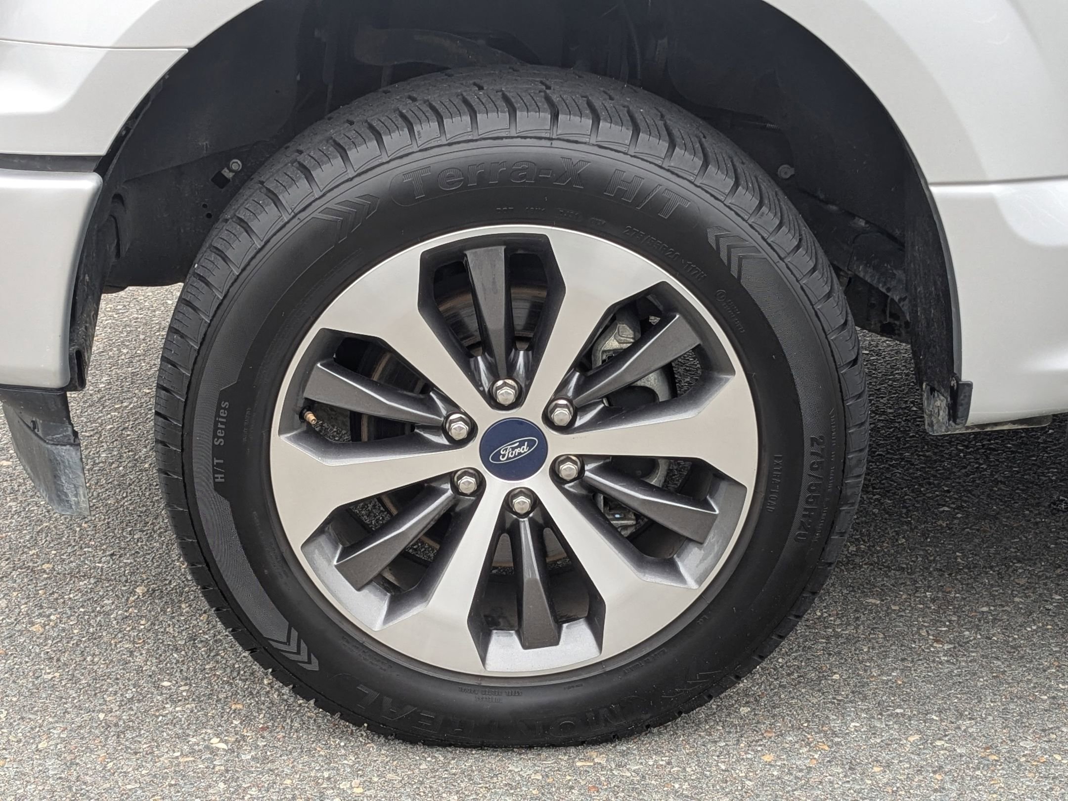 2019 Ford F-150 XL photo 9