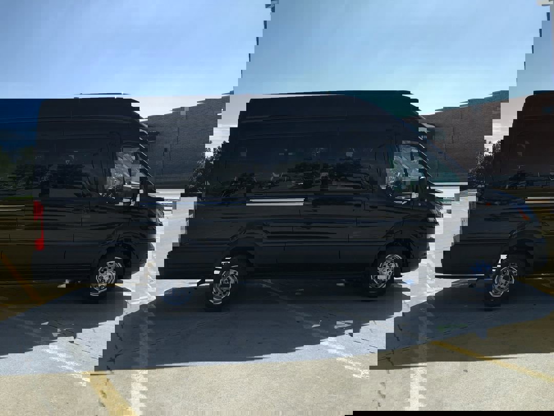 2025 Ford Transit XL photo 8