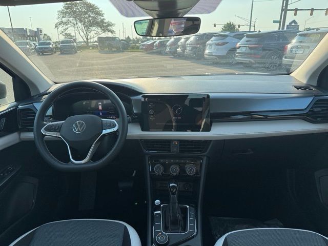 2025 Volkswagen Taos S photo 13