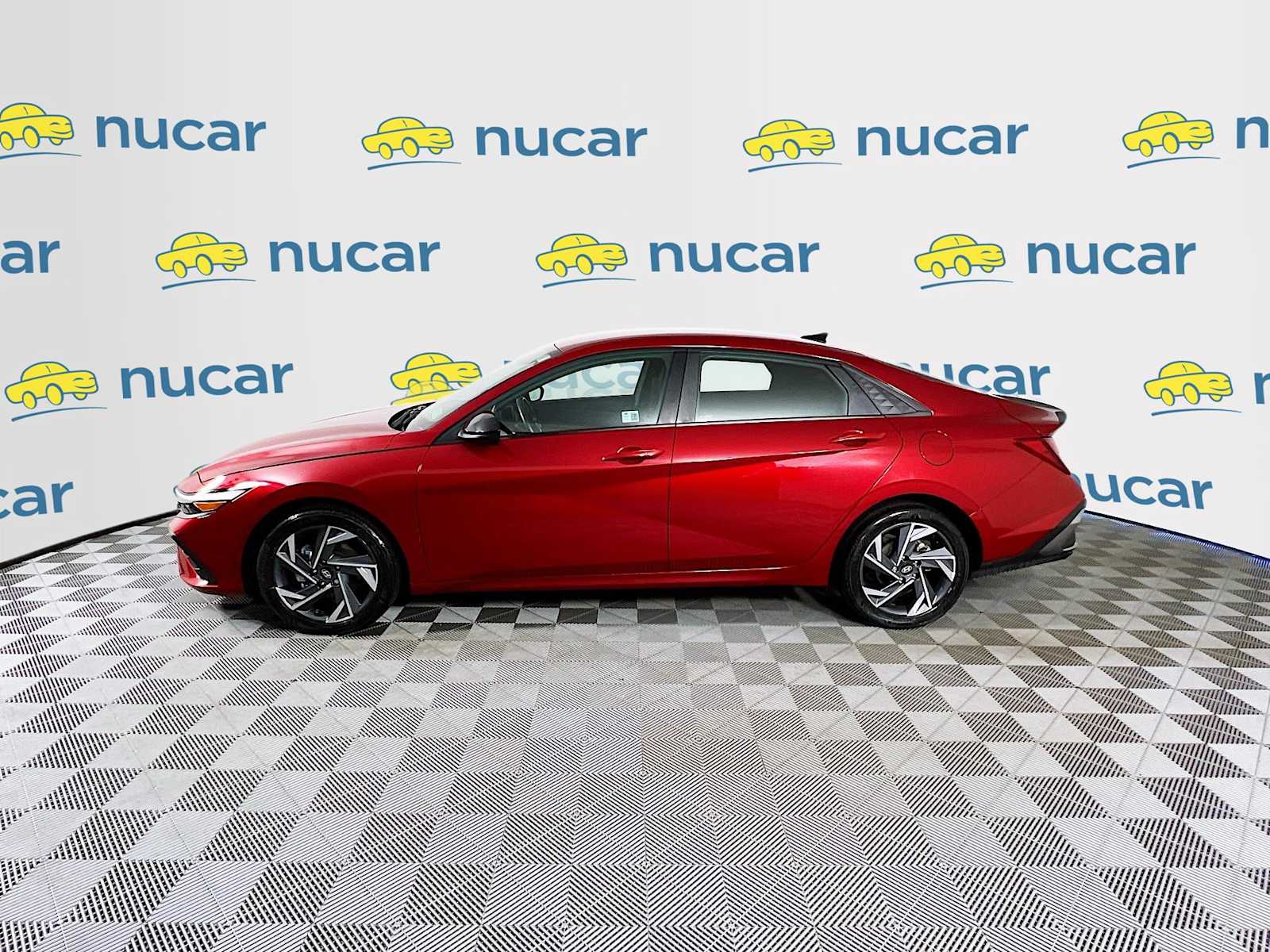 2025 Hyundai Elantra SEL Sport photo 4
