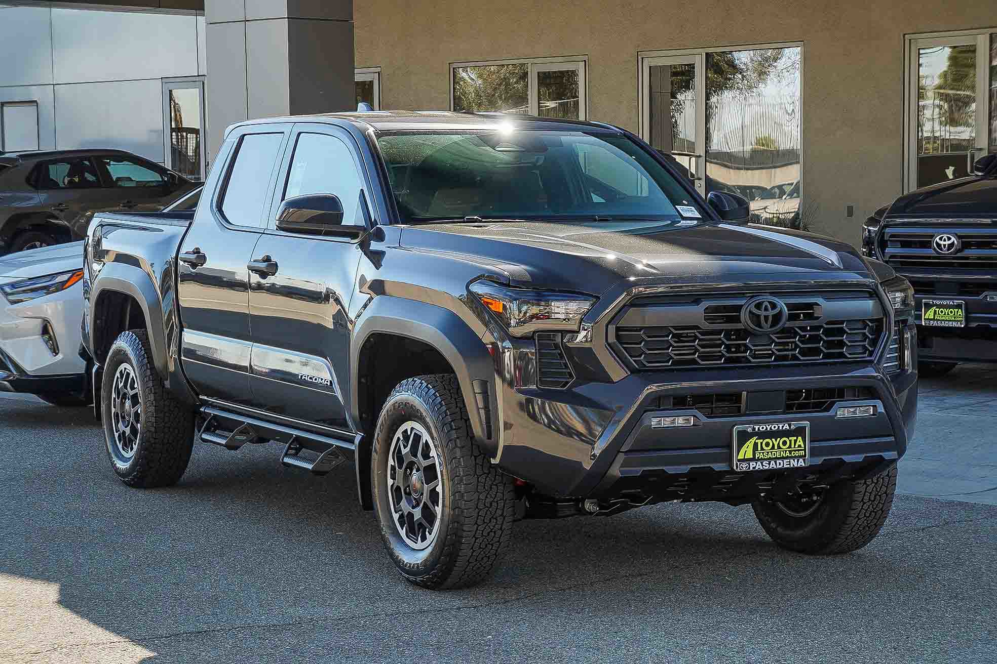 2025 Toyota Tacoma TRD Off-Road 4x4 Double Cab photo 3