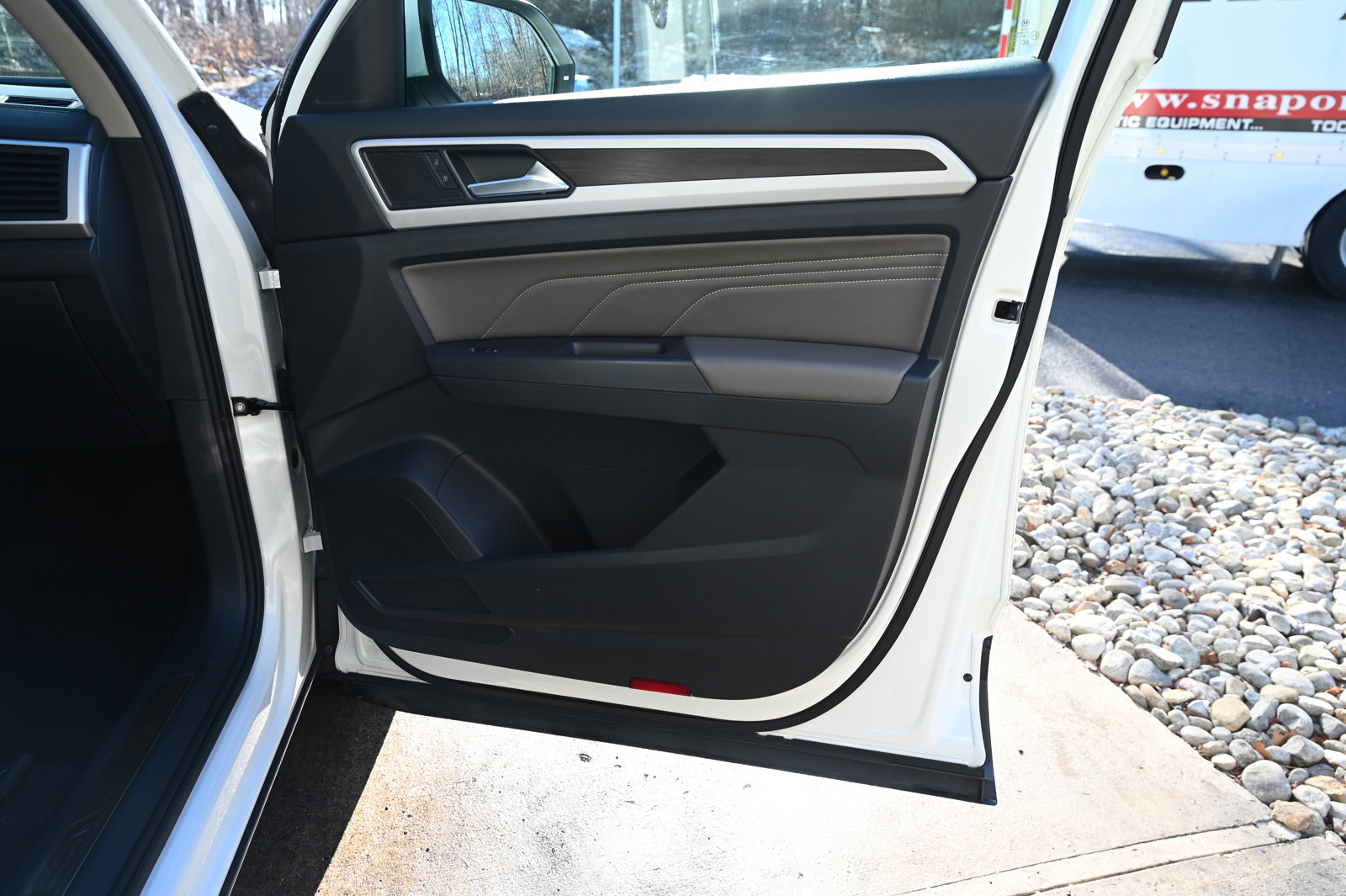 2021 Volkswagen Atlas SE Technology photo 19