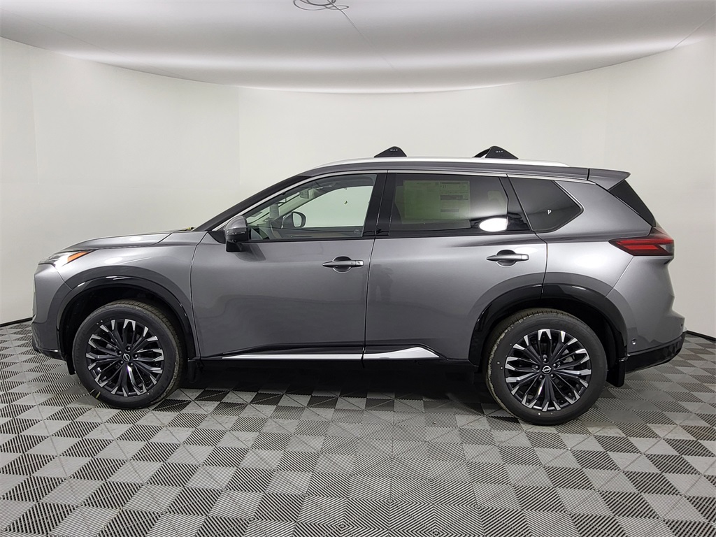 2025 Nissan Rogue Platinum photo 2
