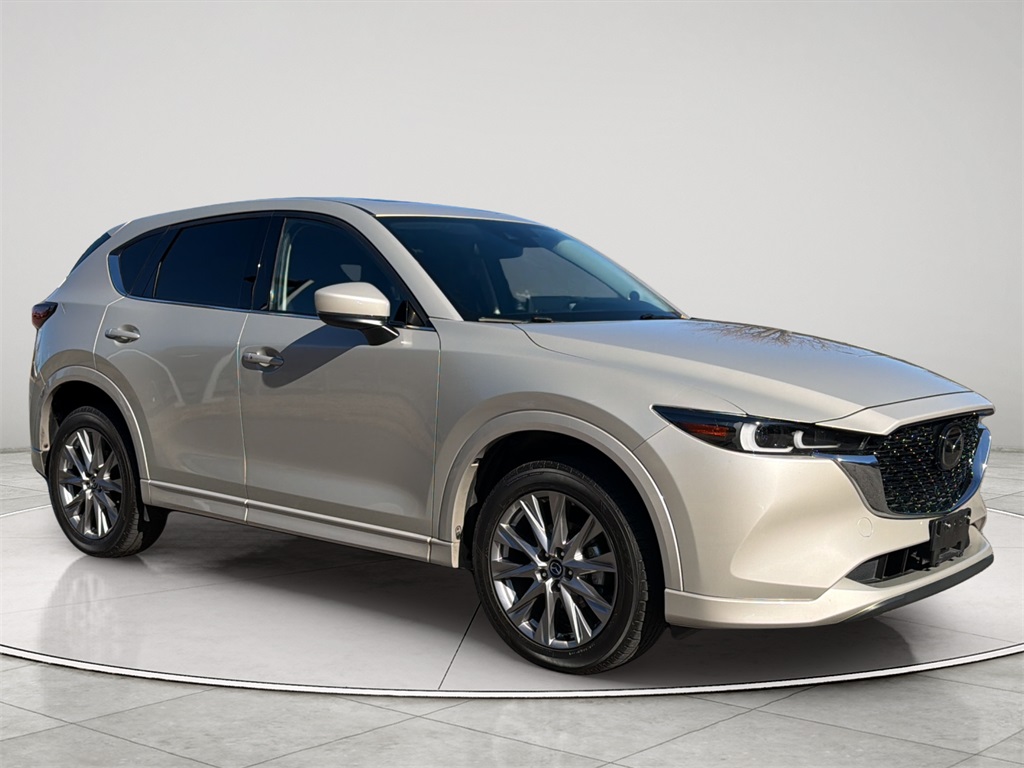 2024 Mazda CX-5 S Premium package's photo