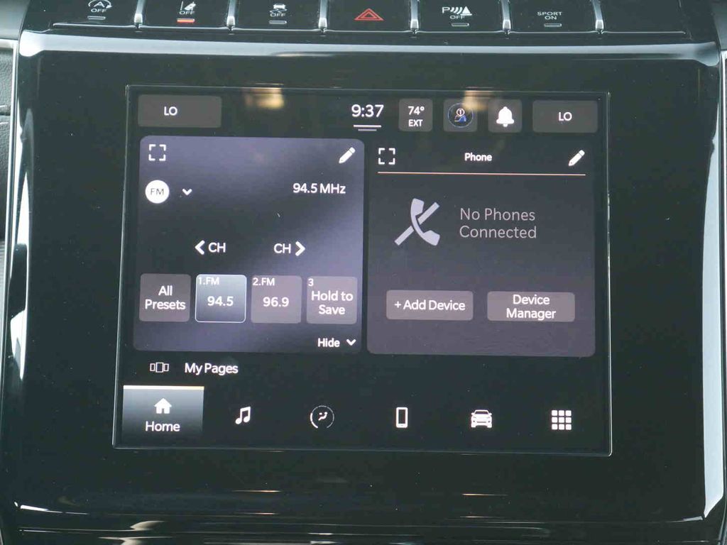 2025 Jeep Grand Cherokee Laredo photo 4