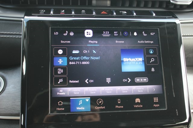 2021 Jeep Grand Cherokee Limited photo 4