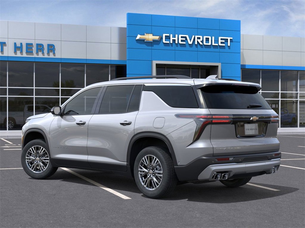 2026 Chevrolet Traverse photo 2