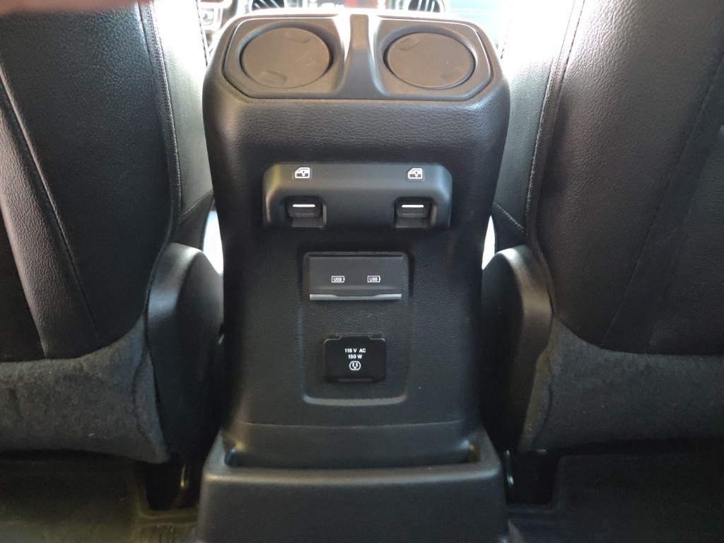 2022 Jeep Wrangler Unlimited Sahara photo 32