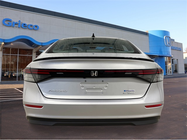 2025 Honda Accord Hybrid Sport photo 3