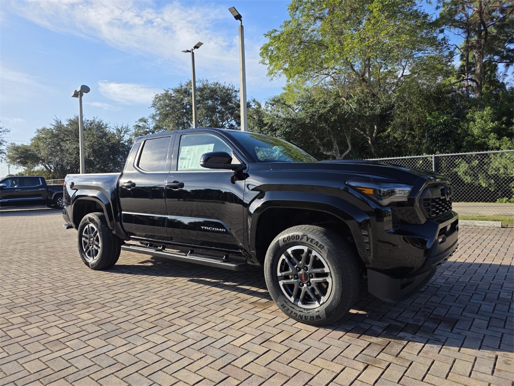 2026 Toyota Tacoma TRD Sport's photo
