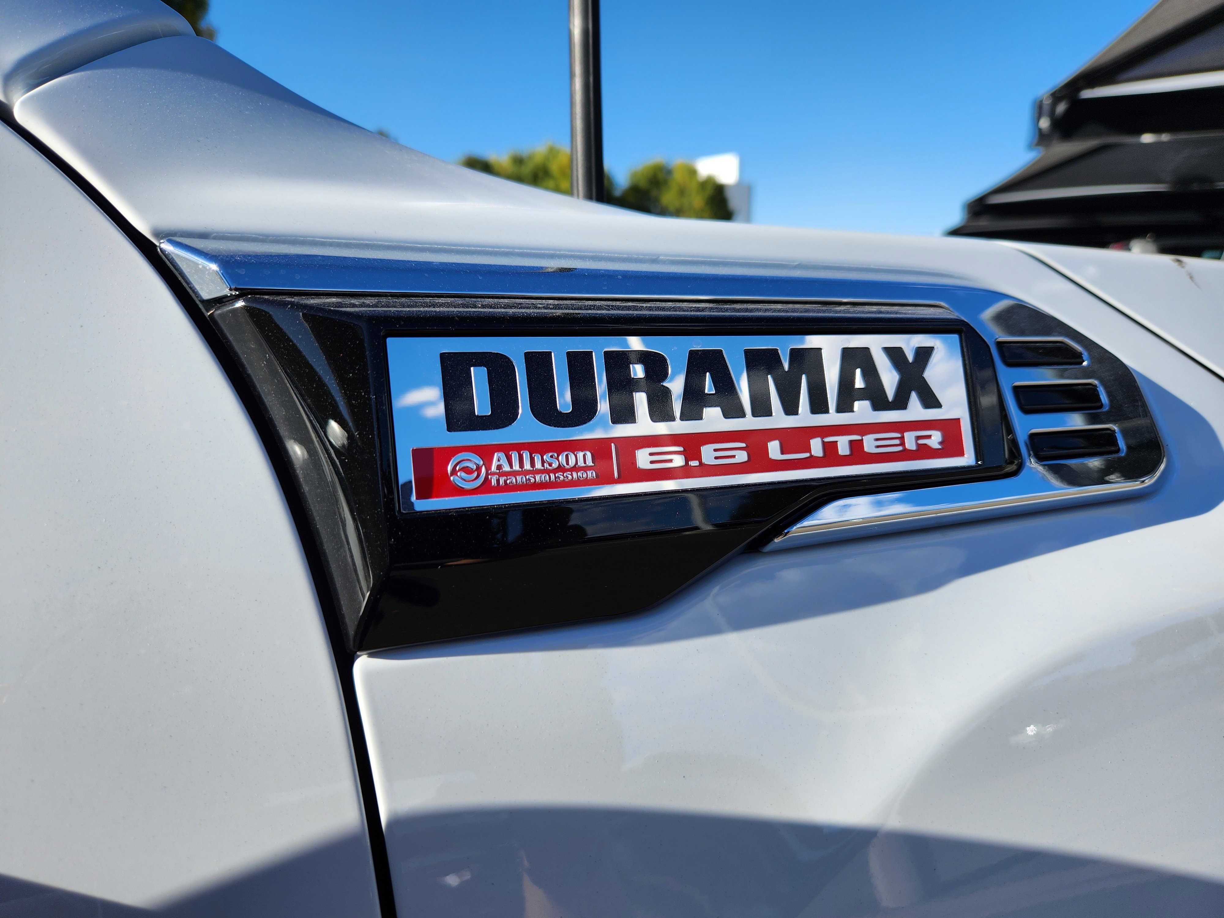 2026 Gmc Sierra 2500 HD Denali photo 3