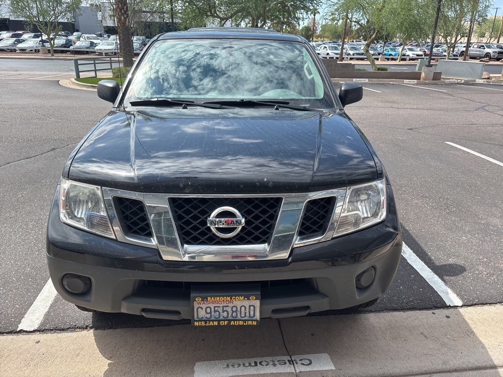 2015 Nissan Frontier S photo 2