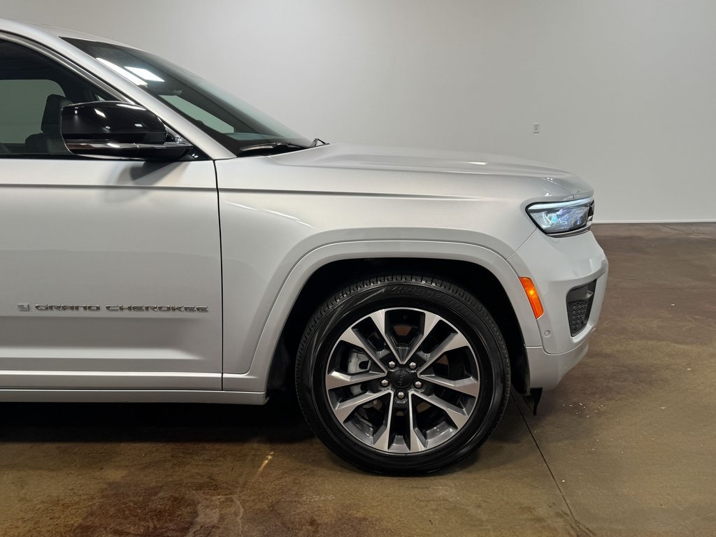 2024 Jeep Grand Cherokee Overland photo 27