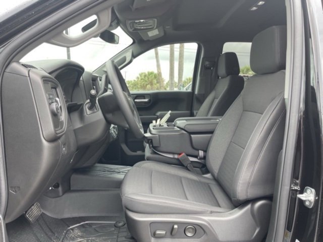 2026 Chevrolet Silverado 1500 Custom photo 8