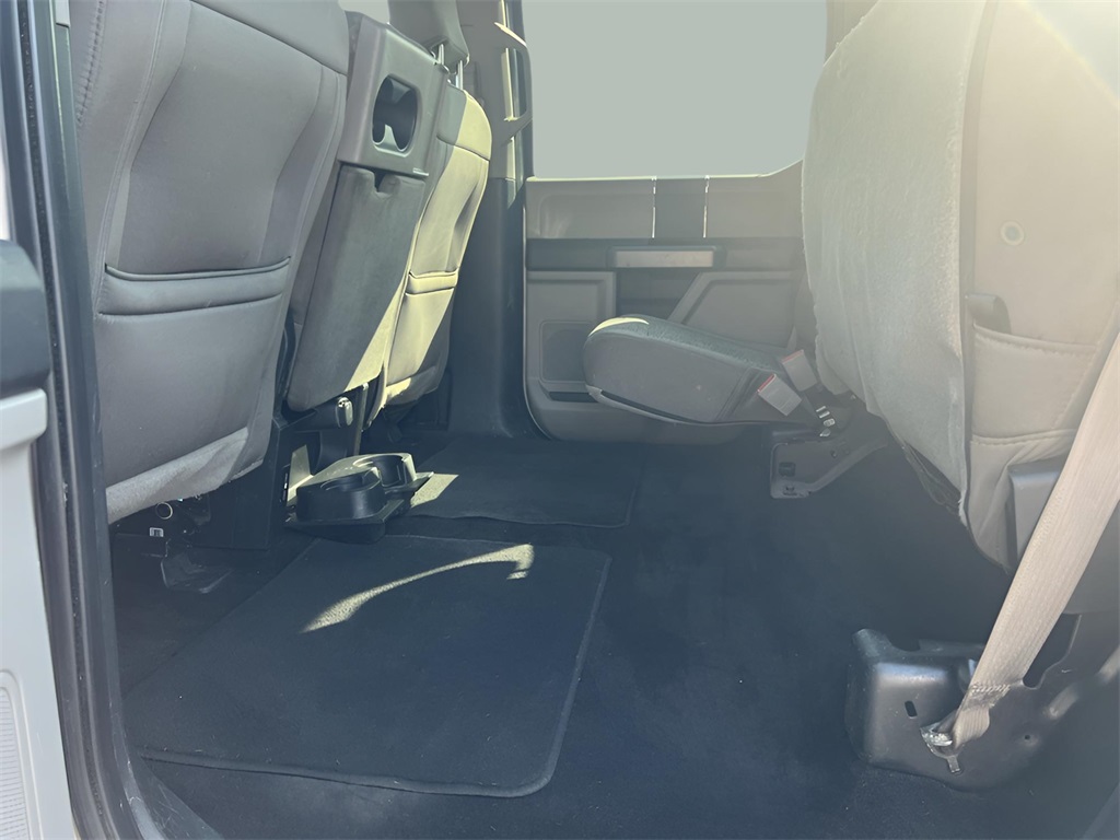 2020 Ford F-150 XLT photo 32