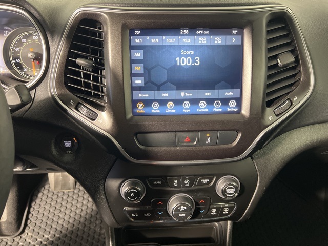 2022 Jeep Cherokee Trailhawk photo 12