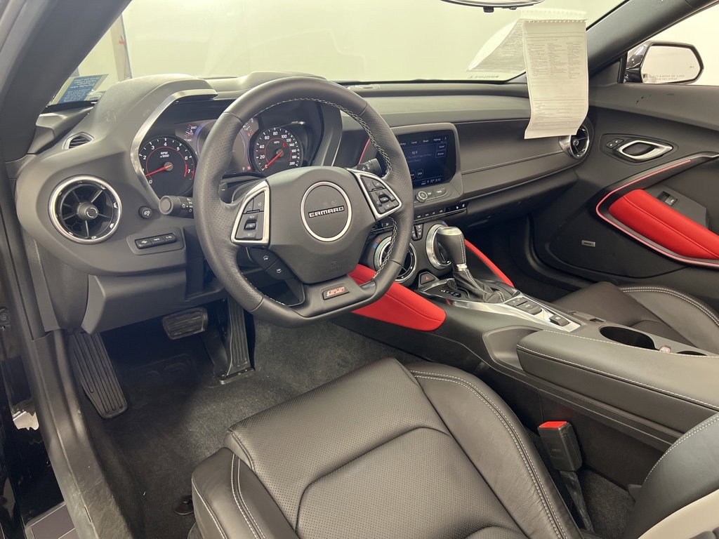 2023 Chevrolet Camaro 2SS photo 2
