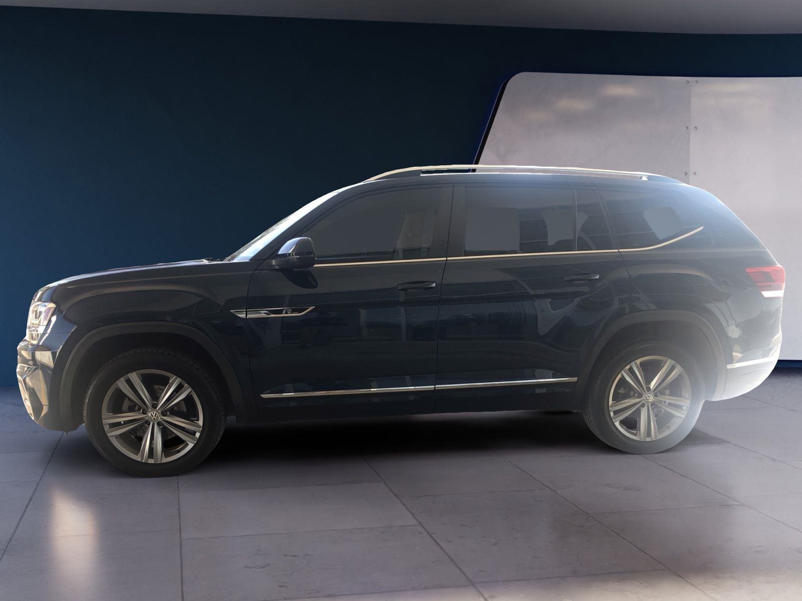 2019 Volkswagen Atlas V6 SE Technology R-Line photo 2