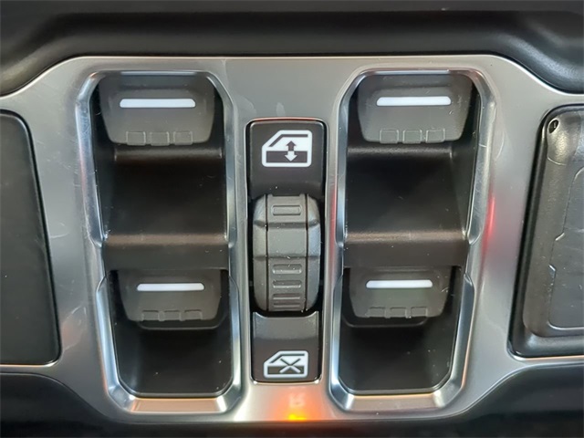 2025 Jeep Gladiator Sport S photo 24