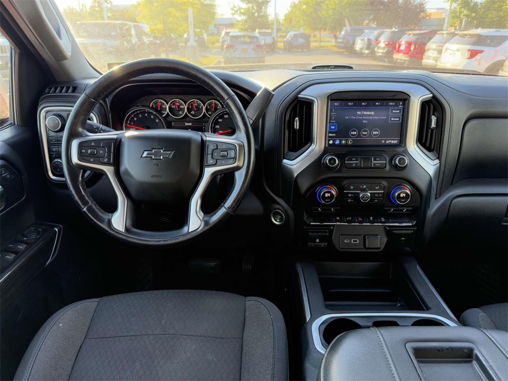 2019 Chevrolet Silverado 1500 RST photo 15