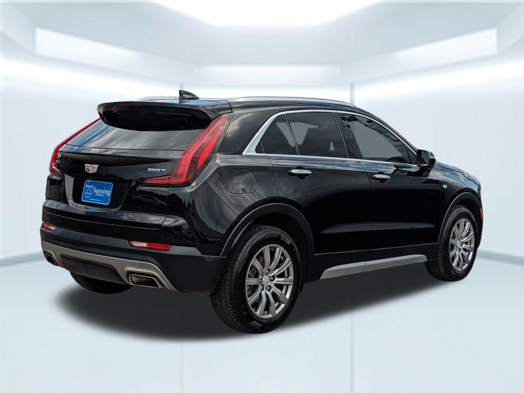 2021 Cadillac XT4 Premium Luxury photo 4