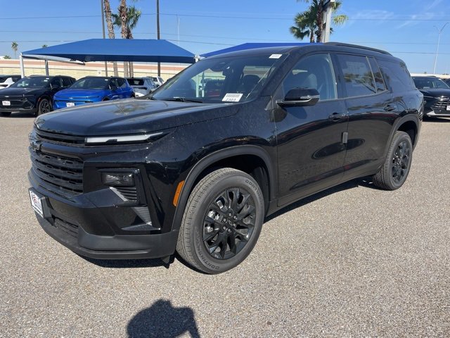 2026 Chevrolet Traverse photo 2