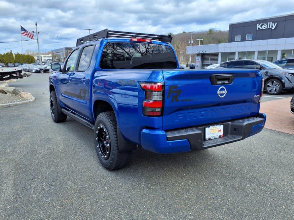 2025 Nissan Frontier Crew Cab SV photo 3
