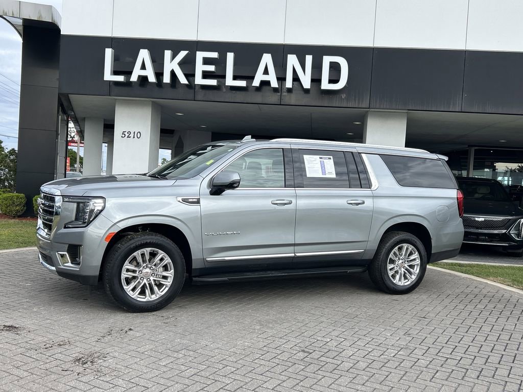 2024 Gmc Yukon XL SLT photo 2