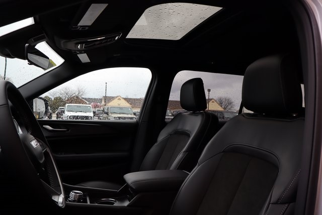 2025 Jeep Grand Cherokee Altitude X photo 19