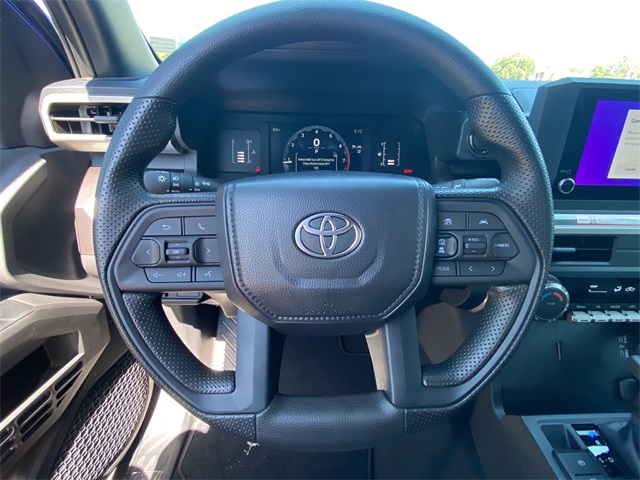 2025 Toyota Tacoma SR5 4x4 Double Cab photo 18