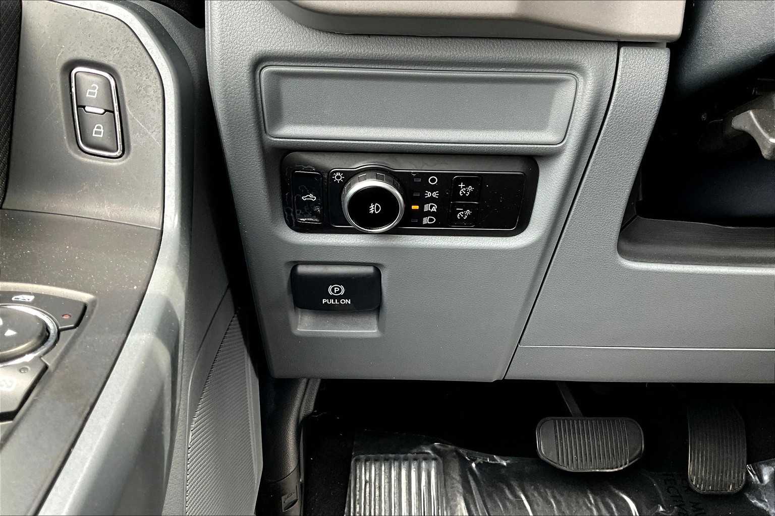 2023 Ford F-150 XLT photo 30