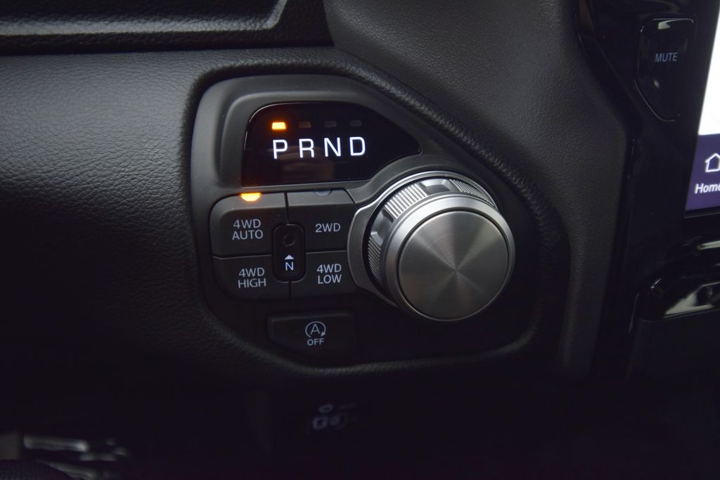 2025 Ram 1500 Laramie photo 16