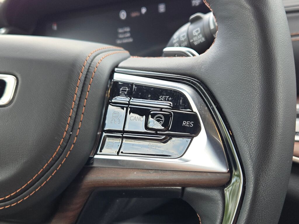 2024 Jeep Grand Cherokee L Summit photo 34