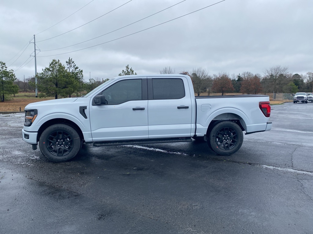 2025 Ford F-150 STX photo 4