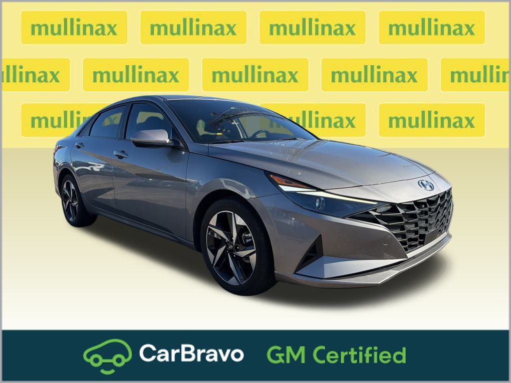 2023 Hyundai Elantra SEL's photo